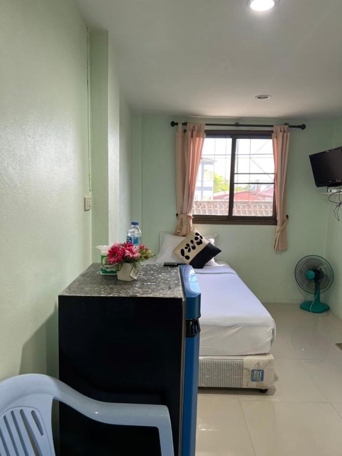 Oyo 75377 入住酒店 Ban Tha Kup 外观 照片
