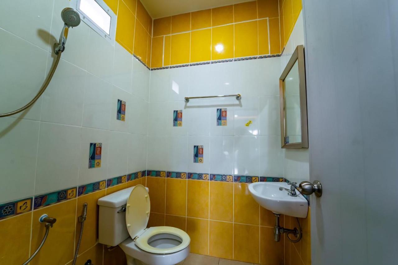 Oyo 75377 入住酒店 Ban Tha Kup 外观 照片